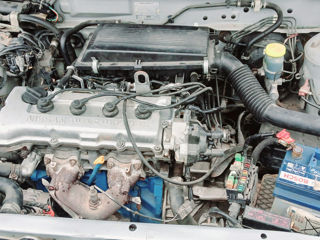 Nissan Almera foto 5