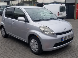 Daihatsu Sirion foto 5