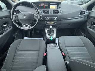 Renault Grand Scenic foto 9