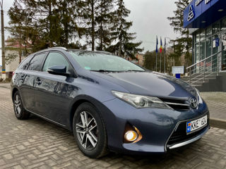 Toyota Auris foto 2