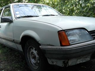 Opel Rekord foto 1