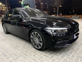 BMW 5 Series foto 5