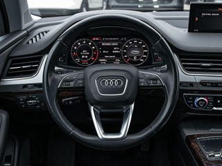 Audi Q7 foto 13