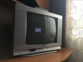 Продам телевизор jvc - av1400ue