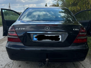 Mercedes E-Class foto 6