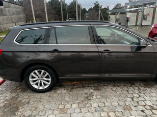 Volkswagen Passat foto 9