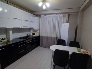 Apartament cu 2 camere, 55 m², Buiucani, Chișinău foto 6