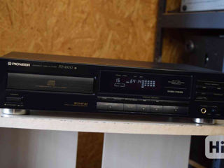 Pioneer PD-4500 Compact Disc Player (1990)