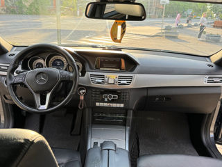 Mercedes E-Class фото 9