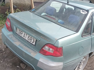 Daewoo Nexia foto 2