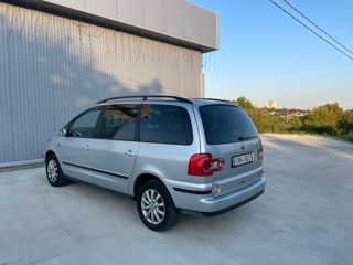 Volkswagen Sharan foto 4