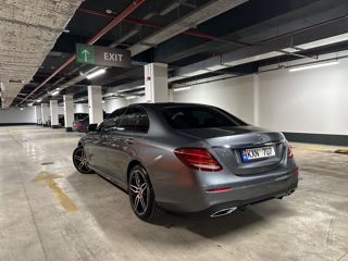 Mercedes E-Class foto 14