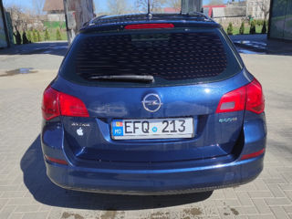 Opel Astra foto 10