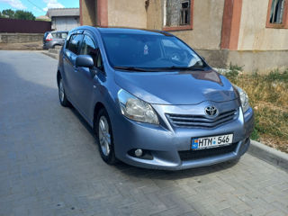 Toyota Verso foto 2