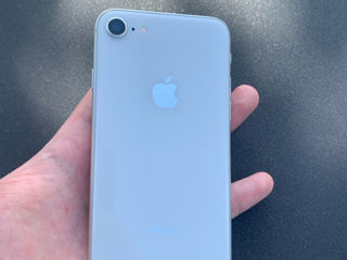 iPhone 8 White 64gb foto 1