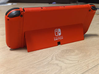 Nintendo Switch Oled Mario Red Edition foto 2