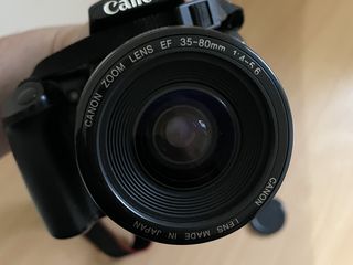 Vind aparat foto personal Canon EOS 1100D in stare buna foto 3