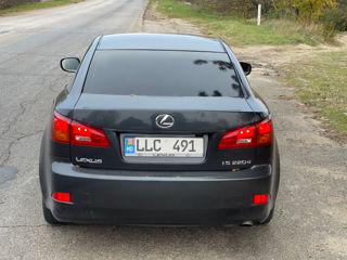 Lexus IS Series foto 6