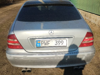 Mercedes S-Class foto 2