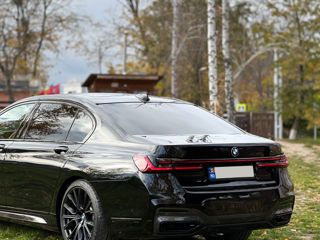 BMW 7 Series foto 6