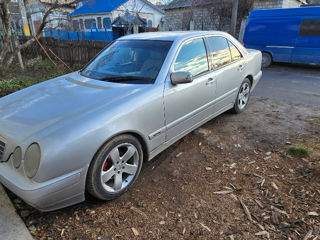 Mercedes E-Class