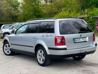 Volkswagen Passat foto 2