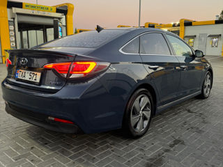 Hyundai Sonata foto 3