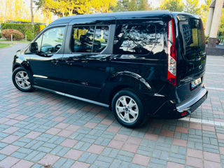 Ford Tourneo Connect foto 2