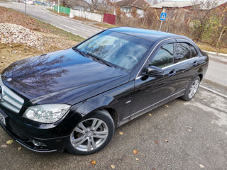 Mercedes C-Class foto 3