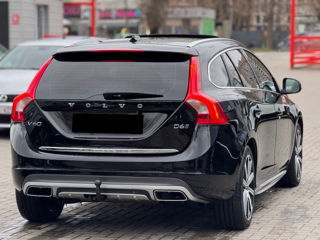 Volvo V60 foto 3