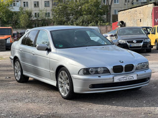 BMW 5 Series foto 7