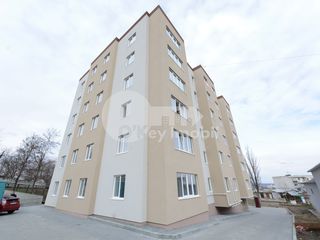 Bloc nou dat în exploatare, 2 camere, versiune albă, Ciorescu, 33500 € ! foto 1