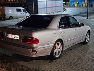 Mercedes E-Class foto 4