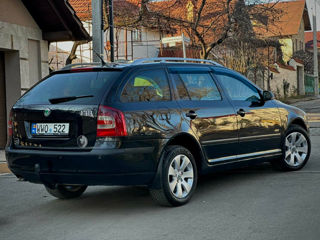 Skoda Octavia foto 4