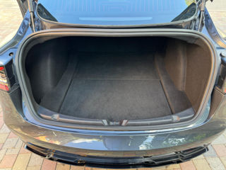 Tesla Model 3 фото 15