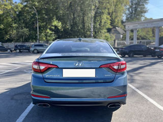 Hyundai Sonata foto 4