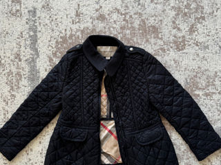 Moncler 4 , Burberry 6 foto 6