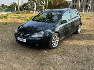 Volkswagen Golf foto 1