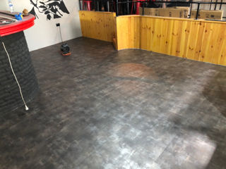 Instalare LVT, VCT, Carpet Tiles foto 4