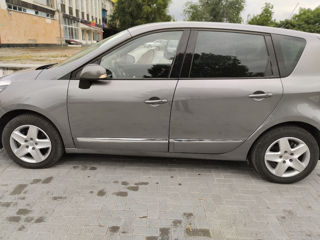 Renault Scenic foto 9