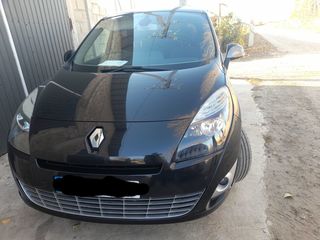 Dezmembrare Renault Scenic  Renault Grand Scenic 3