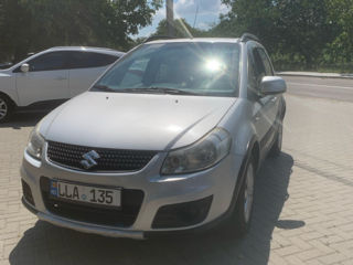 Suzuki SX4 foto 2