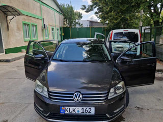 Volkswagen Passat foto 9