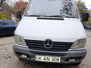 Mercedes Sprinter 311 foto 2