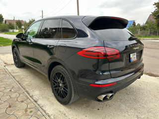 Porsche Cayenne foto 4