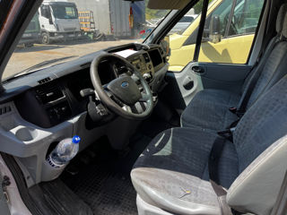 Ford Transit foto 6