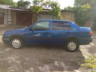 Volkswagen Vento foto 4