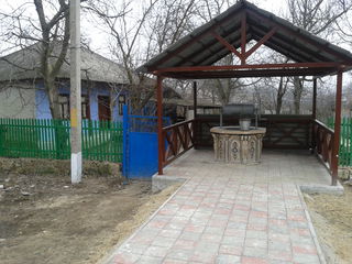 casa de locuit in centrul satului Slobozia Dusca foto 5