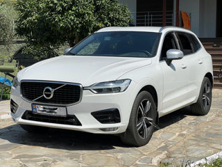 Volvo XC60 foto 1