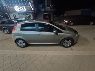 Fiat Grande Punto foto 9